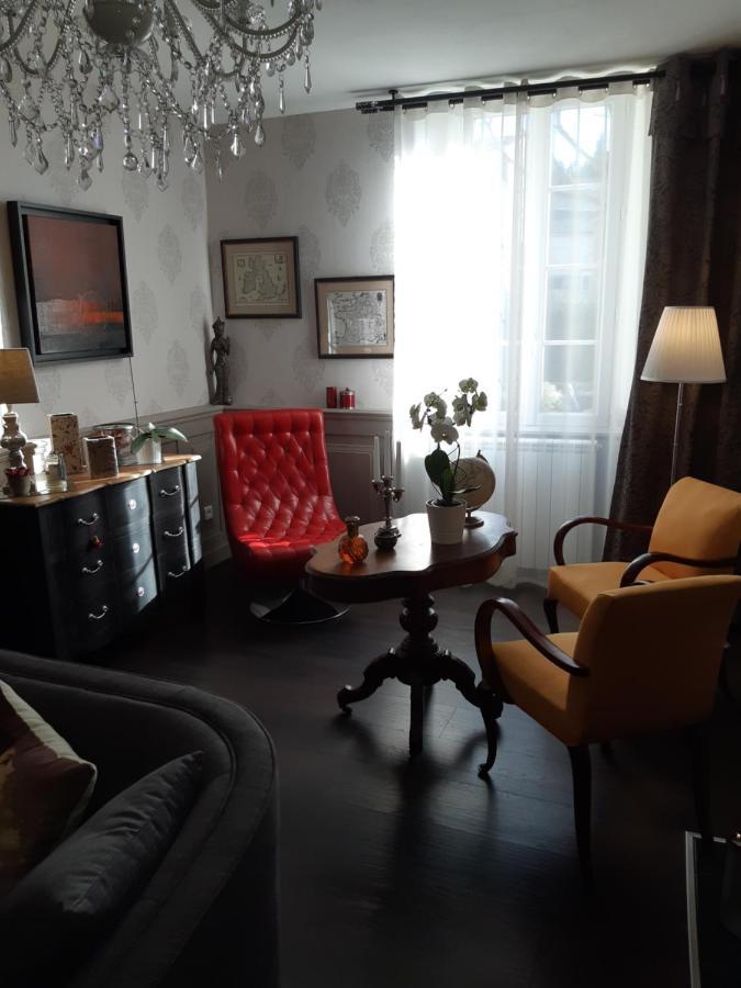 La Glycine Blanche Hotel Pomas Luaran gambar